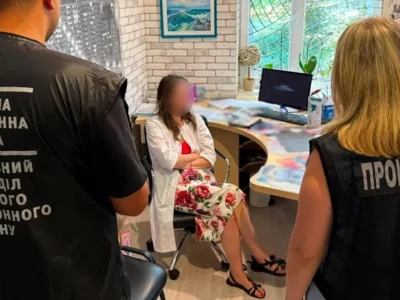 Схема для ухилянтів: в Одесі викрили медпрацівниць, які торгували «інвалідностями»