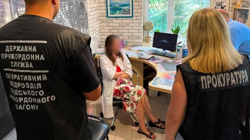 Схема для ухилянтів: в Одесі викрили медпрацівниць, які торгували «інвалідностями» 