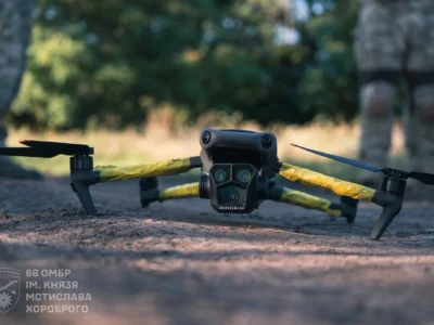 Окупант згорів у власному бліндажі: бійці 66-ї бригади показали удари по схованках окупантів