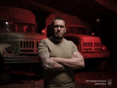 «Без стосів паперів та радянщини»: як у Президентській бригаді змінюють підходи до ремонту артилерії