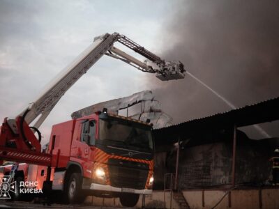 Одна людина загинула і 15 поранено внаслідок російської атаки по Києву