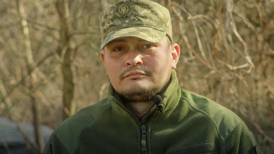 «Дрони, дрони і ще раз дрони»: Крісфака, ветеран колумбійської армії, розповів про службу в «Маґурі» 