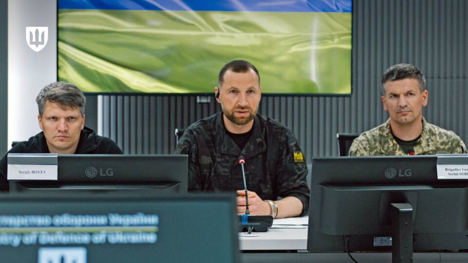 «Маємо домовленість щодо постачання сотень ракет проти безпілотників цього року» — Євгеній Хмара 