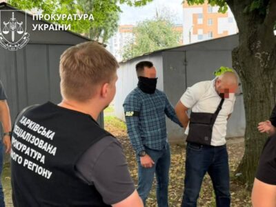 Майор на BMW Х5: затримали офіцера ВСП, який вимагав $10 тисяч з СЗЧ-шника