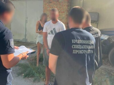 Робили дезертирів у чотирьох областях: затримано організаторів схеми