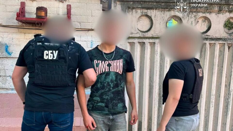 Наркозалежний будував кар’єру шпигуна: в Києві затримали коригувальника російських атак 