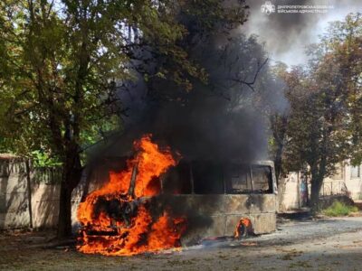 У Нікополі російський удар забрав життя водія рейсового автобуса