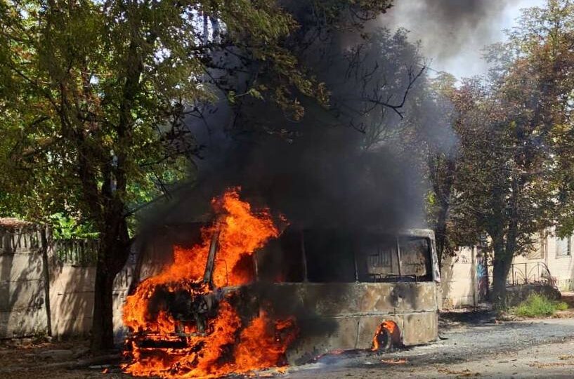 У Нікополі російський удар забрав життя водія рейсового автобуса 