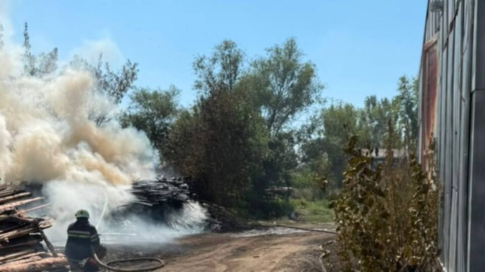 Двоє людей загинули, ще четверо постраждали внаслідок ворожого удару РСЗВ «Торнадо-С» по Ізюму 