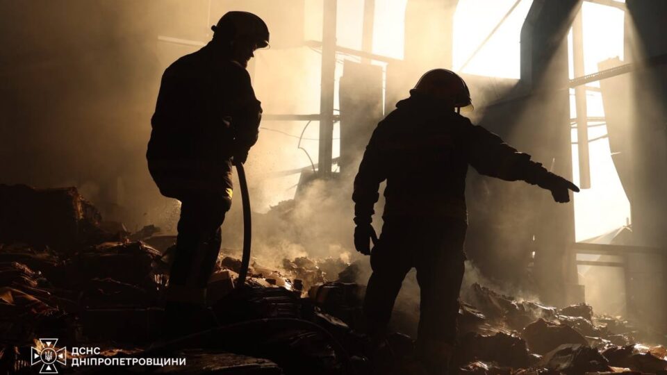 Дві людини загинуло, шестеро постраждали внаслідок обстрілів рф на Дніпропетровщині 