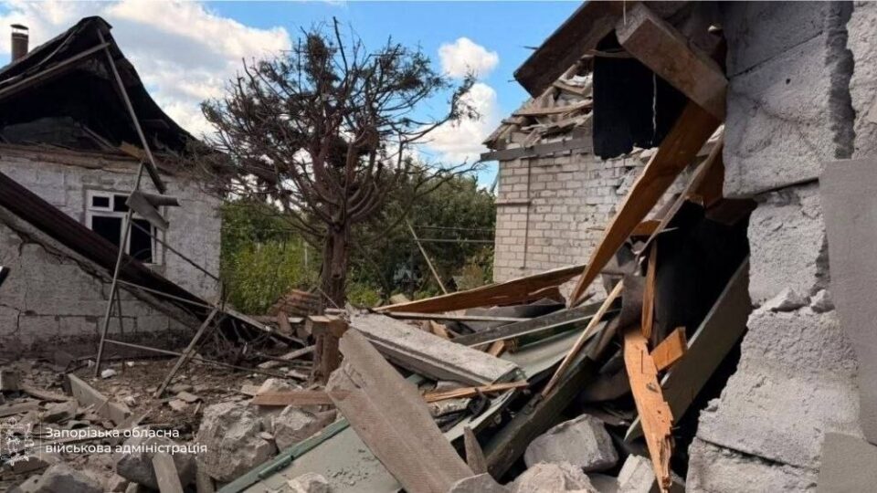 Шестеро загиблих та 19 поранених: ворог завдав масованого удару ракетами та КАБами по Запоріжжю 
