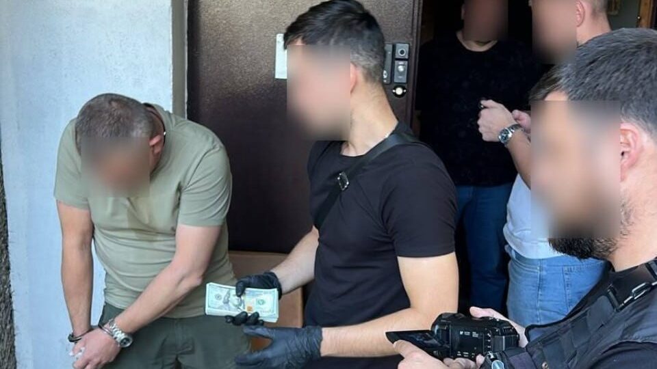 Начальника Миколаївського обласного ТЦК та СП затримано за хабарництво 