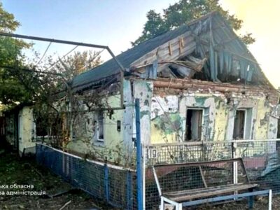 На Запоріжжі внаслідок ворожого обстрілу загинули дві людини, ще троє зазнали поранень