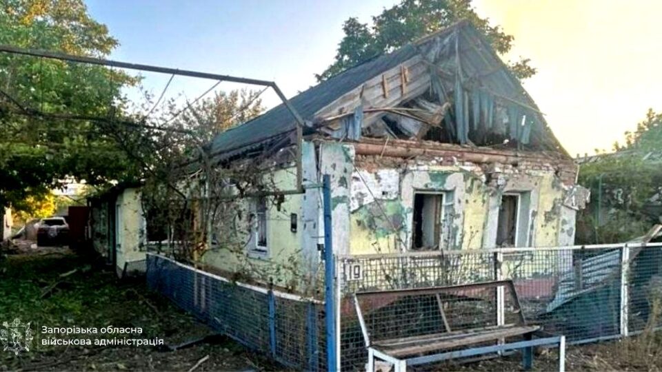 На Запоріжжі внаслідок ворожого обстрілу загинули дві людини, ще троє отримали поранення 