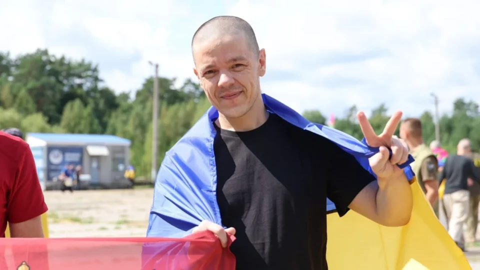 З російського полону повернули 103 українських захисників 