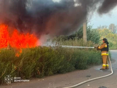 Двоє поранених, горіли будинки й авто: наслідки російських ударів по Слов’янську та Краматорську