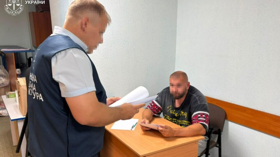 Найкращий врожай — з ухилянтів: аграрій зі столиці узявся переправляти через кордон 