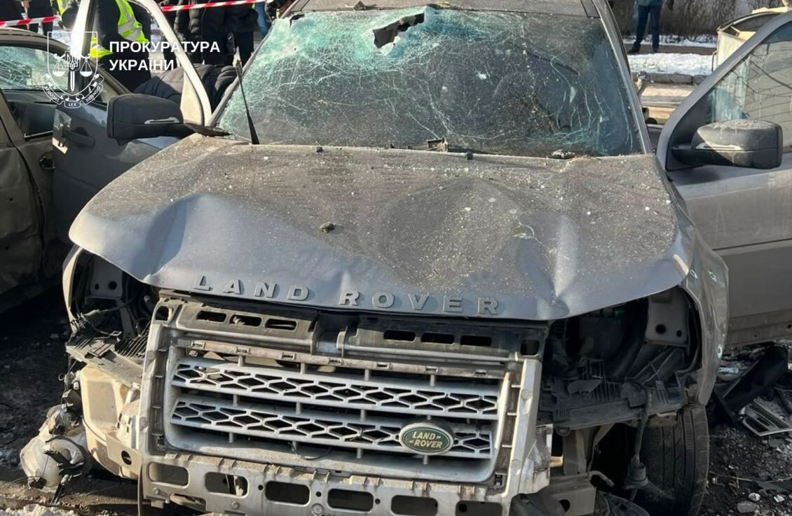 Позашляховик Land Rover після підриву