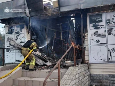 Двоє людей загинули внаслідок атаки росіян на Дніпро