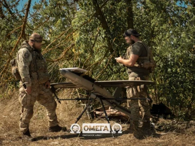 Один із найефективніших дронів для мідлстрайків: воїни «Омеги» показали роботу з БПЛА «Хорнет»