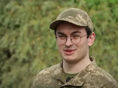 «Під час мобілізації я відчував шок, ступор, неприйняття реальності»: як перекладач Остап знайшов себе в армії