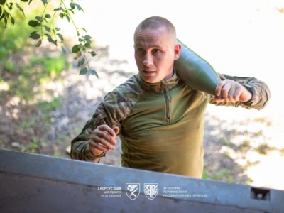 «Ближче до ворога, ніж власна піхота»: як Д-30 «Тома» працює на самому нулі
