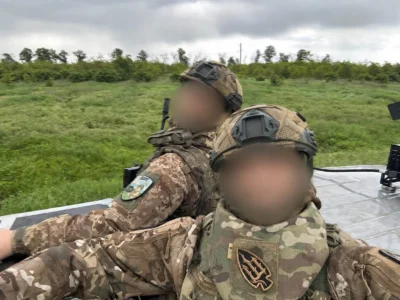 Бомби — ворогу, воду й боєприпаси — своїм: як працює екіпаж «Сопрано» на Харківському напрямку