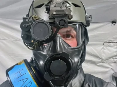 ПНБ — просто поверх протигаза: у 704-й показали Avon C50 у бойовій конфігурації