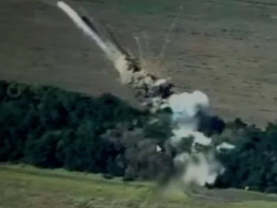 Після удару HIMARS здетонував боєкомплект: 45-та бригада показала ураження російського «Бука»