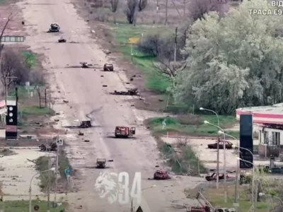«Це може бути місія в один бік»: як морпіхи доставляють їжу та медикаменти в окуповані Олешки