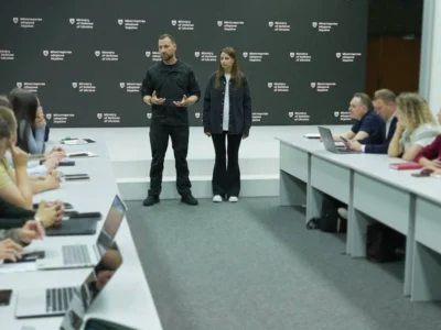 Євгеній Хмара обговорив із представниками ОПК потреби фронту та розвиток українського виробництва