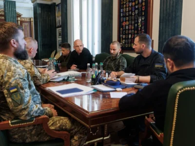 Далекобійні операції на жовтень затверджені: Україна готує посилення F-16 і зброю проти реактивних «Шахедів»