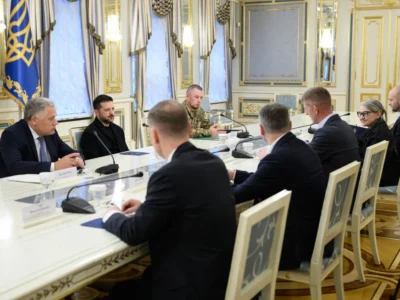 Від експорту зброї до посилення ППО: Володимир Зеленський зустрівся з міністром оборони Естонії