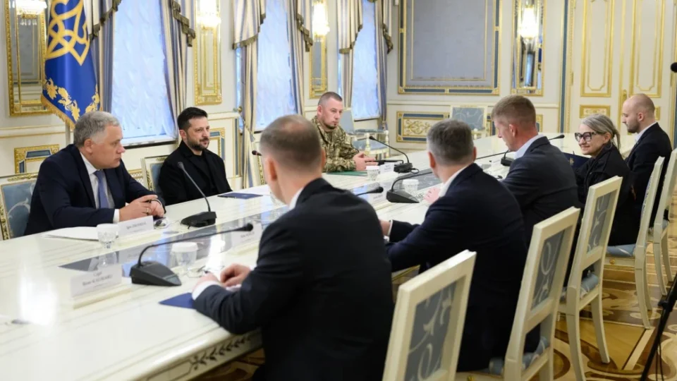 Від експорту зброї до посилення ППО: Володимир Зеленський зустрівся з міністром оборони Естонії 