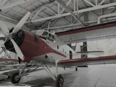 «Давайте поки літатимемо на Ан-2»: як у рф після провалу нових проєктів повернулися до літака 1947 року
