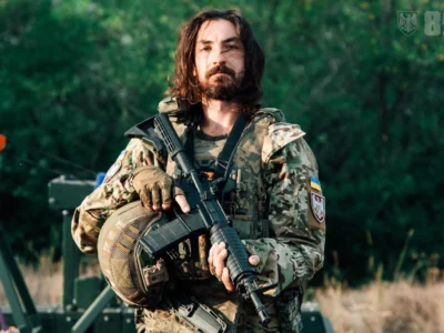 «Ліворуч єгоза, праворуч єгоза, у небі — „Вампір“»: як «Кочегар» уночі рятував зламаний НРК