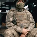Концентрація, стоїцизм та музика: як працюють дешифрувальники Президентської бригади