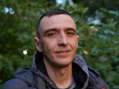 «Підхід „сюсі-пусі“ не діє»: до війська бойовий медик «Ку-ку» боявся робити уколи, а потім врятував десятьох побратимів