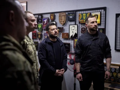 «Сотні тисяч воїнів стоять щитом, щоб Україна залишалася нашим домом»: звернення Президента з нагоди Дня захисників і захисниць України