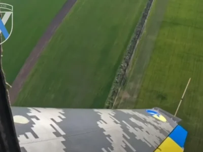 «Гербера» спалахнула просто перед кабіною: стрілець із Як-52 розстріляв російський дрон у небі