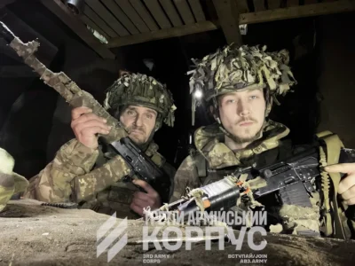 «Вибив вікно ногою — і зловив три кулі в голову»: як окупант ломився в хату до «Моряка» і «Шніцеля»