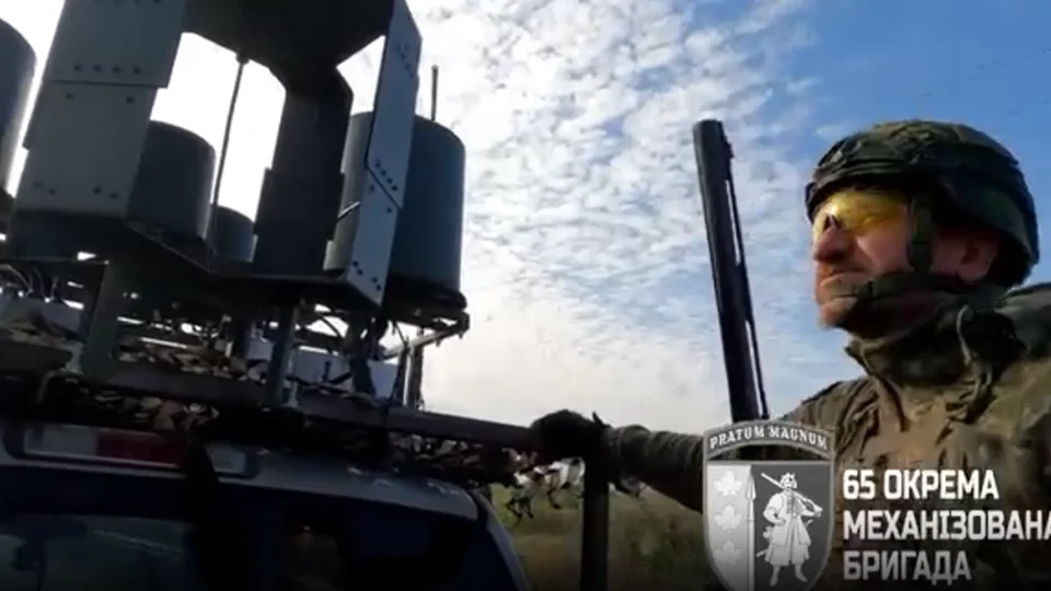 Маршрути, як у «Термінаторі», та стрілянина майже на кожному виїзді: як група «Амана» проривається крізь кілзону під Оріховом 
