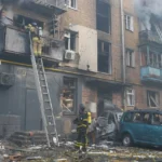 Ворог завдав удару по Святошинському району столиці: 8 людей постраждали