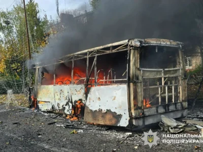 Кількість загиблих після удару по автобусах у Краматорську зросла до 30