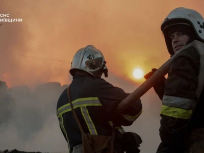 Внаслідок ворожої атаки на Київщині є загибла людина та постраждалі
