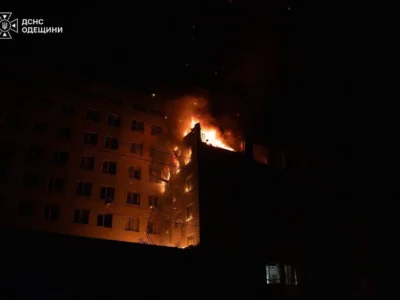Пошкоджений бізнес-центр, школа, кладовище й храм: наслідки ударів рф по Сумах та Одесі